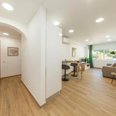 B82 - Albinos Flat in Lagos