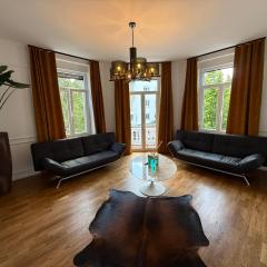 Historical Luxury Homes - Familiensuite mit Terrasse