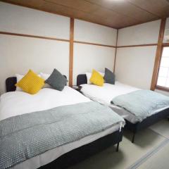 Family Home Osaka Kujo Guest House