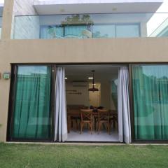 Casa em condomínio até 06 pessoas a 5min da Praia