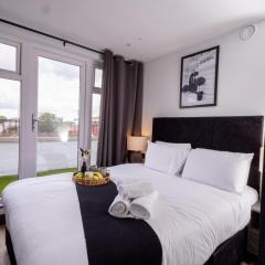 Brand-New Top-Floor Flat with Stunning Balcony & Parking