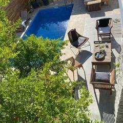 Peaceful Holiday Villas-Pomegranate-3 bathrooms-Private pool