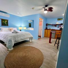 Peace of Paradise Free park tour & Free breakfast