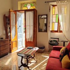 Malta, Sliema holiday flat - minutes from the sea!