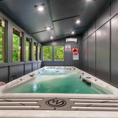 Flowing Waters Lodge by Venture Smoky Mountains