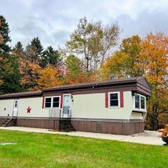 26CM - private camp in Bretton Woods wifi AC private yard with great views