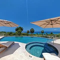 Luxury Oceanfront Villa with Heated Pool, Jacuzzi, AC, BBQ, Starlink Wi-Fi, Chef's Kitchen, Staff Included, Mountain Views, Near El Quemaito, San Rafael, and Los Patos Beach