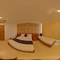 HOTEL O V3R Residency