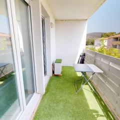 Appartement de charme avec piscine, terrasse, parking, clim et Wi-Fi – à 10 min des plages - FR-1-785-2