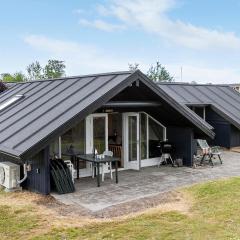 Cozy Home In Grenaa With Wifi