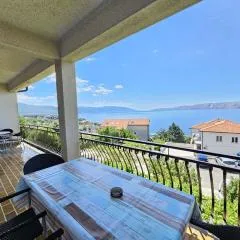 LEO APT NV - Apartment for 6-7 persons with balcony