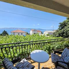 LEO ROOM 1 NV - Room for 2 persons with bathroom and balcony (no kitchen)