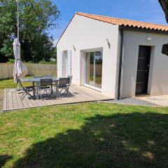 NidBleu17 maison entière Océan et campagne
