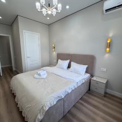 Комфортная квартира 1147 возле метро с видом на горы