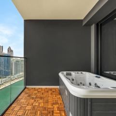 Modern Studio Private Jacuzzi Canal View