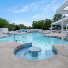 Ozark Mountain Oasis - For 7