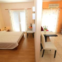 Apartments Trogrli - Comfort One-Bedroom Apartment with Balcony and Sea View
