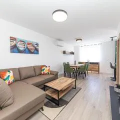 Two Bedroom Apartment with Sea View and Balcony