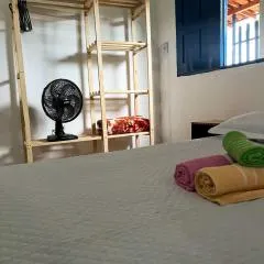 Quarto aconchegante e simples na Barra de Caravelas