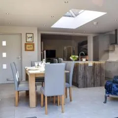 Regent Cottage
