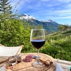 Terrasse, vue imprenable et accès direct pleine nature, votre refuge idéal