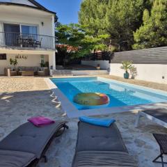 Villa R&B heated pool