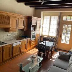 Conques en Rouergue, maison de village,Grand Vabre