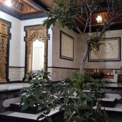 RUMAHKU Homestay