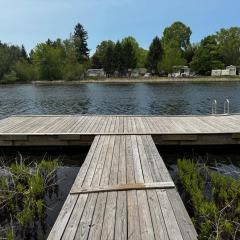 The Timber Nest Goshorn lake dock pool town