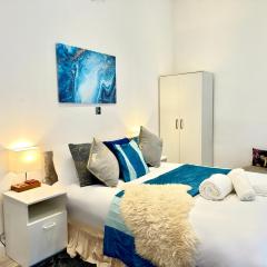 The Regent - Entire Studio in Central London - Prime Location