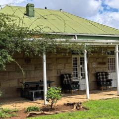 La Petite Maison de Grès