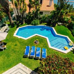 RENT4REST Sesimbra 4Bdr Ocean View and Private Pool Villa