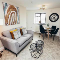 Hen & Chickens Luxury Apartments, Free Parking, By DerBnB