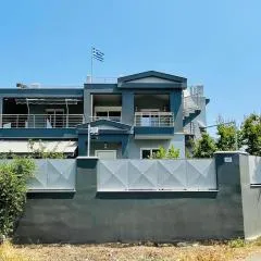 Villa Acropolis by the sea