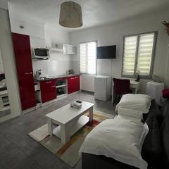 Studio 2 personnes dans le célèbre quartier des chartreux