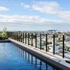 Apto c /piscina em Jurerê Internacional EPC204