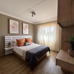 ANN CRES, SANDOWN, Sandton