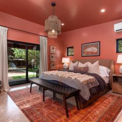 Indira at Ololo, Hot Tub, Outdoor Shower, Fire Pit