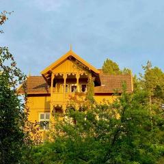 Historical Cabin At Flaskebekk