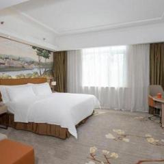 Vienna Hotel Tianjin Huaming