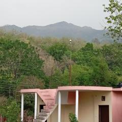 Corbett Jungle Inn, The Man Eater of Mohan River Track, Ranikhet Road,Muhan,Dhikala Range opposite Mohan Eco Safari Zone Jim Corbett National Park, Ramnagar