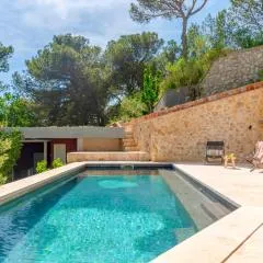 Maison vue colline au calme avec piscine
