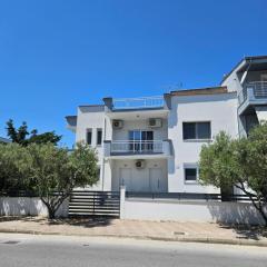 Nias Apartments 103