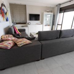 CT 383 GR - Faro's Almuñecar Beachfront for 4