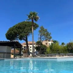 Appt neuf 2-4 pers avec loggia - Piscine chauffée - Bord de mer - Corse du Sud- Bonifacio