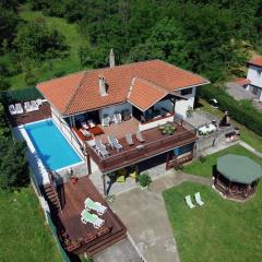 La Hacienda Apartments Belgrade