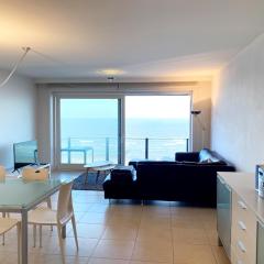 Apartment in Nieuwpoort with Stunning Sea Views