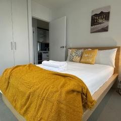 White Crystal Sea View Residence