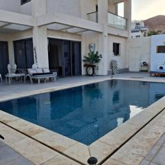 Vila rozmarine וילה רוזמרין