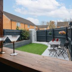 Bootle Haven - 2BD Retreat with Garden